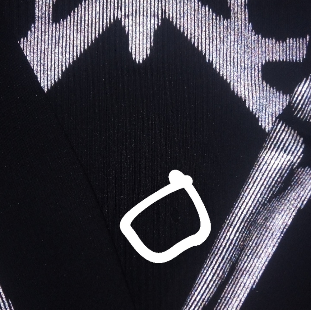 Nike skelton tee